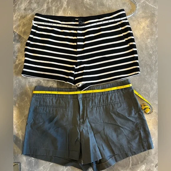 GAP bundle of 2 pairs of shorts - Picture 1 of 7